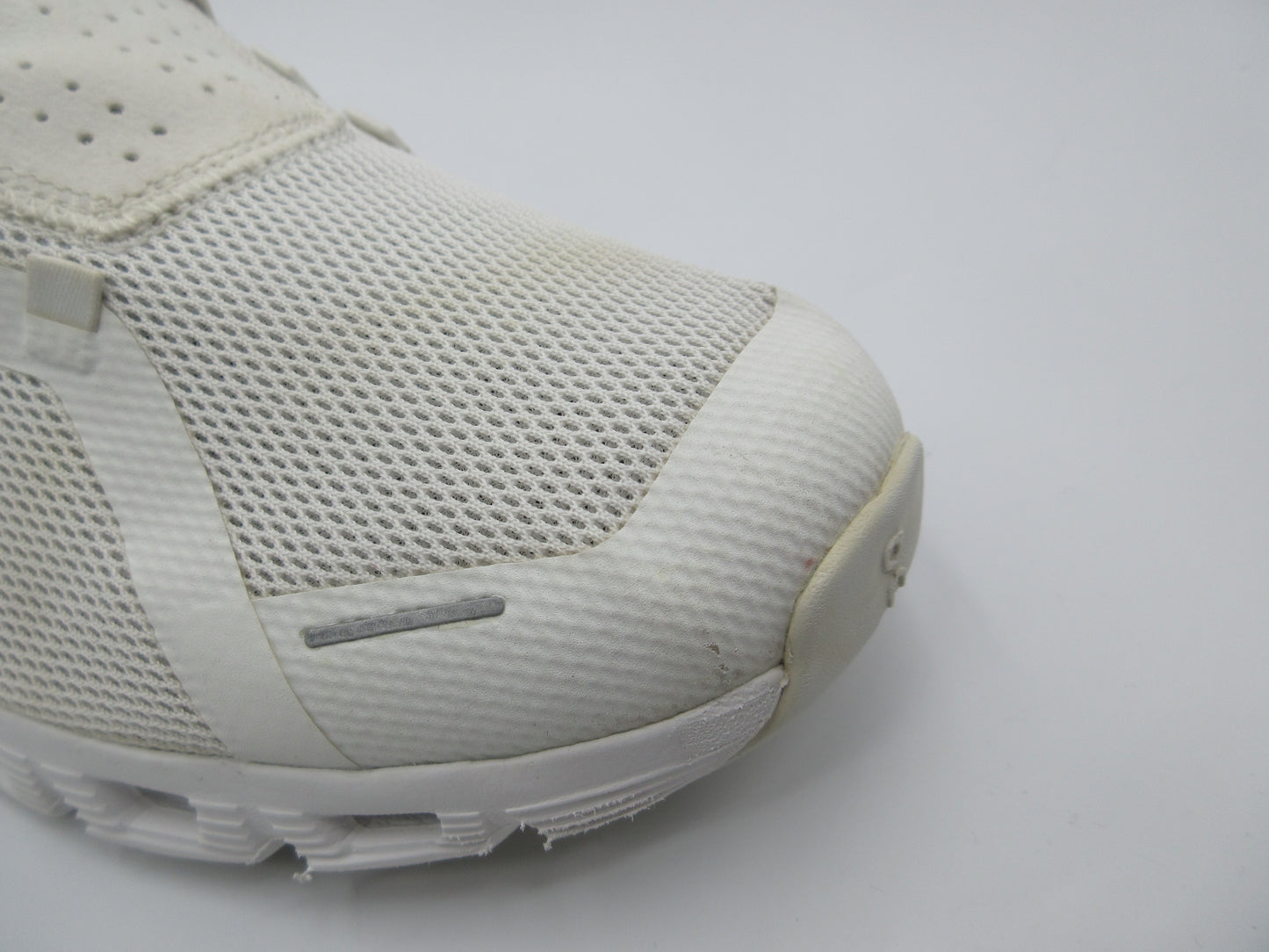 Pre Owned Men Size 11.5 OnCloud Cloud 5