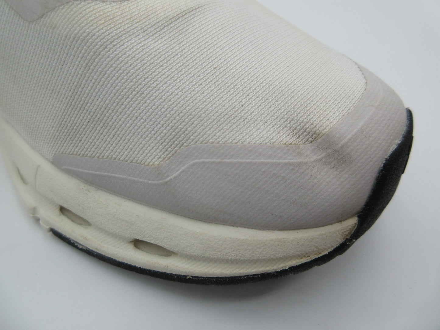 Used On Cloudnova – Men’s Size 8.5