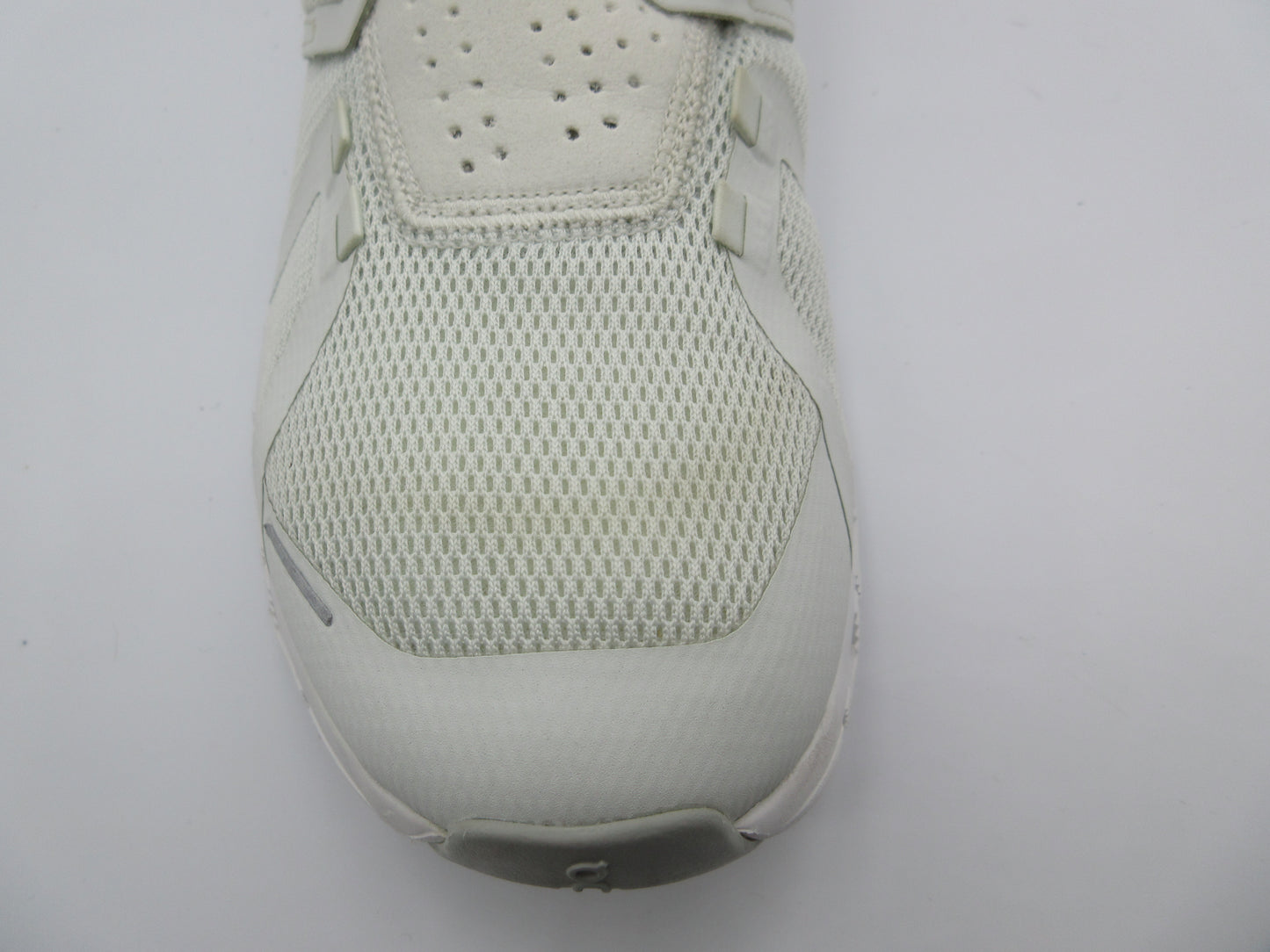 Used  On Cloud 5 - Women’s Size 10