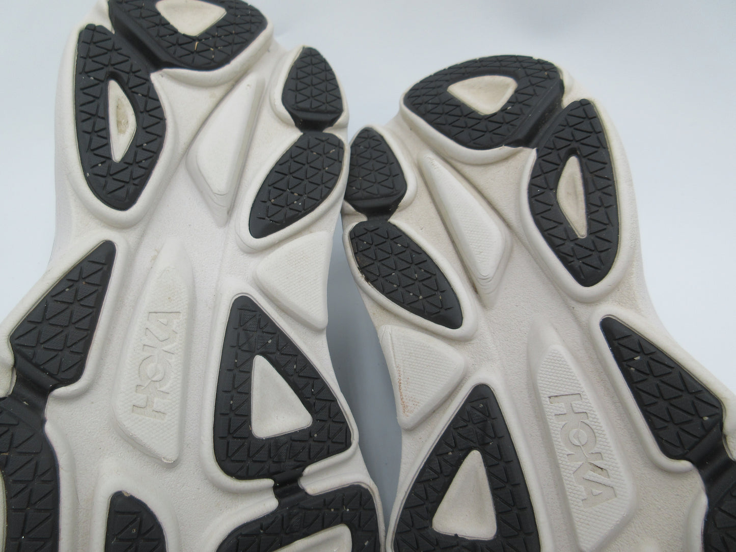 Used Hoka Bondi 8 – Men’s Size 9.5