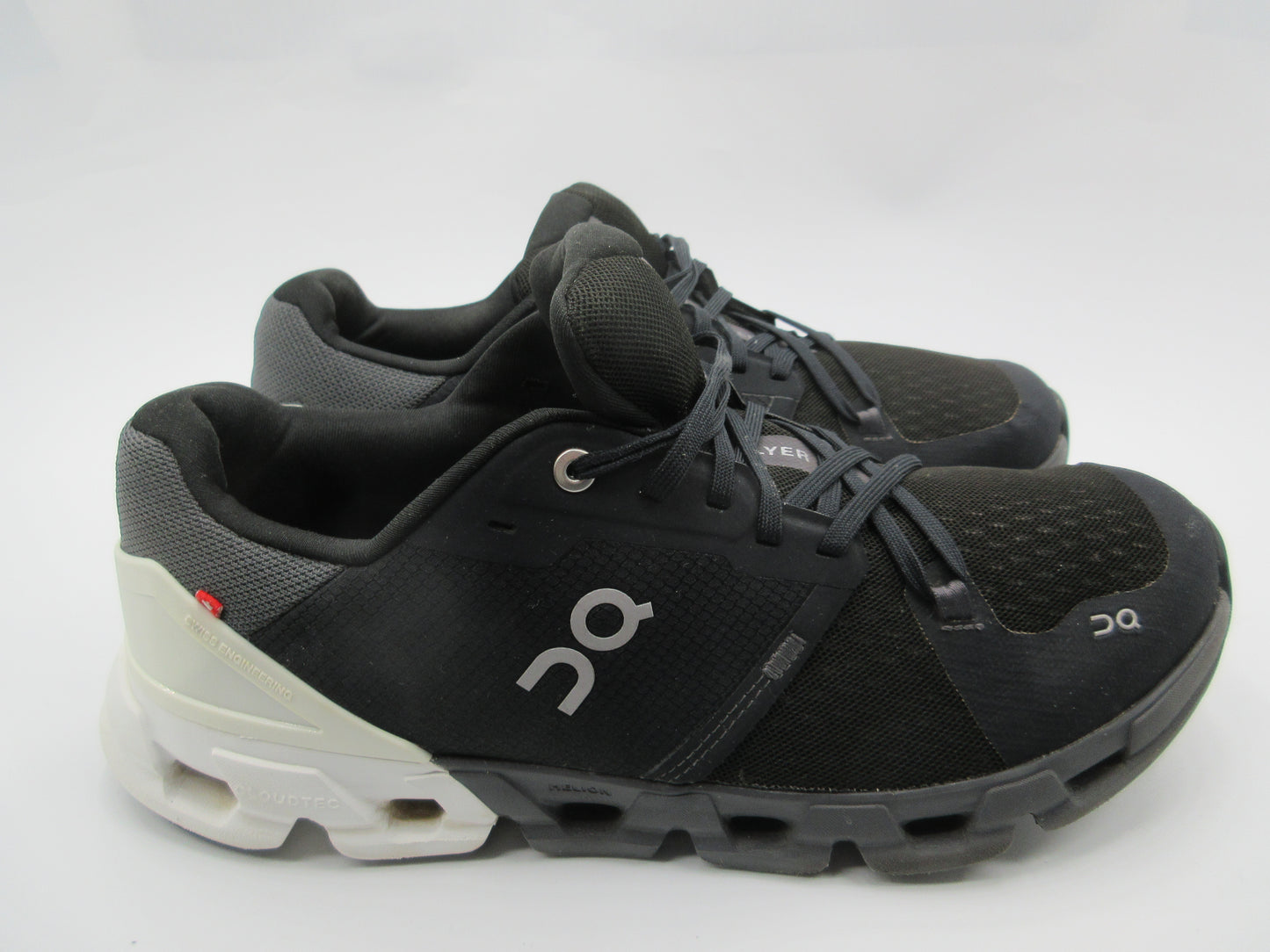 Used OnCloud Flyer – Men’s Size 10.5