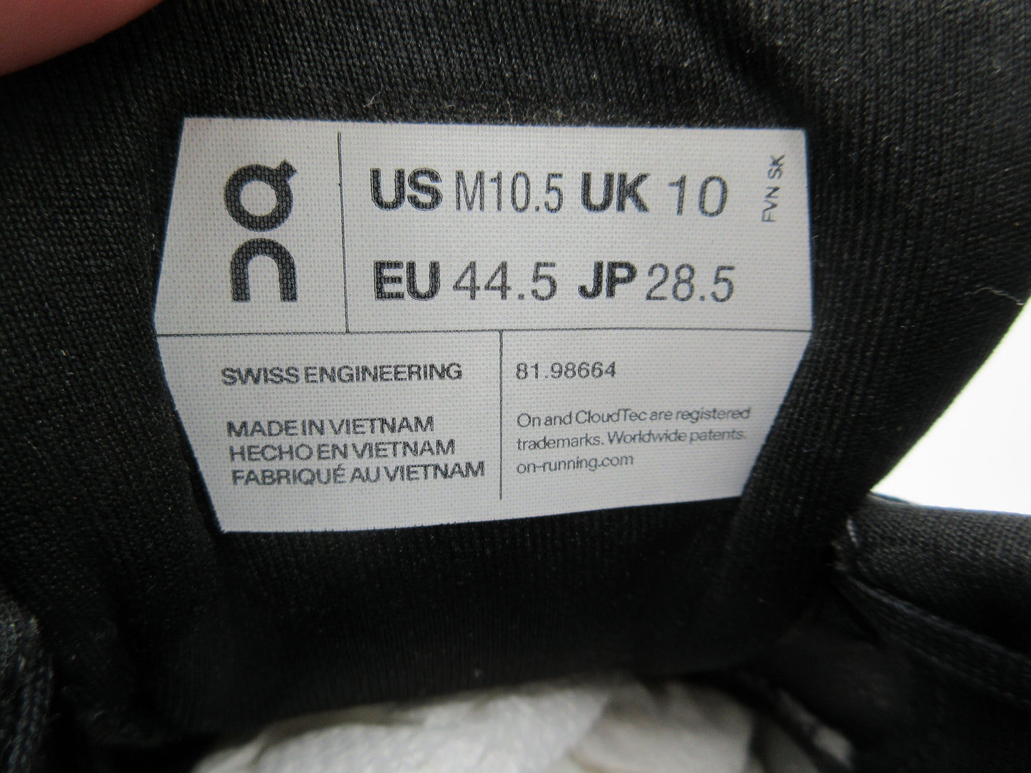 Used OnCloud Flyer – Men’s Size 10.5