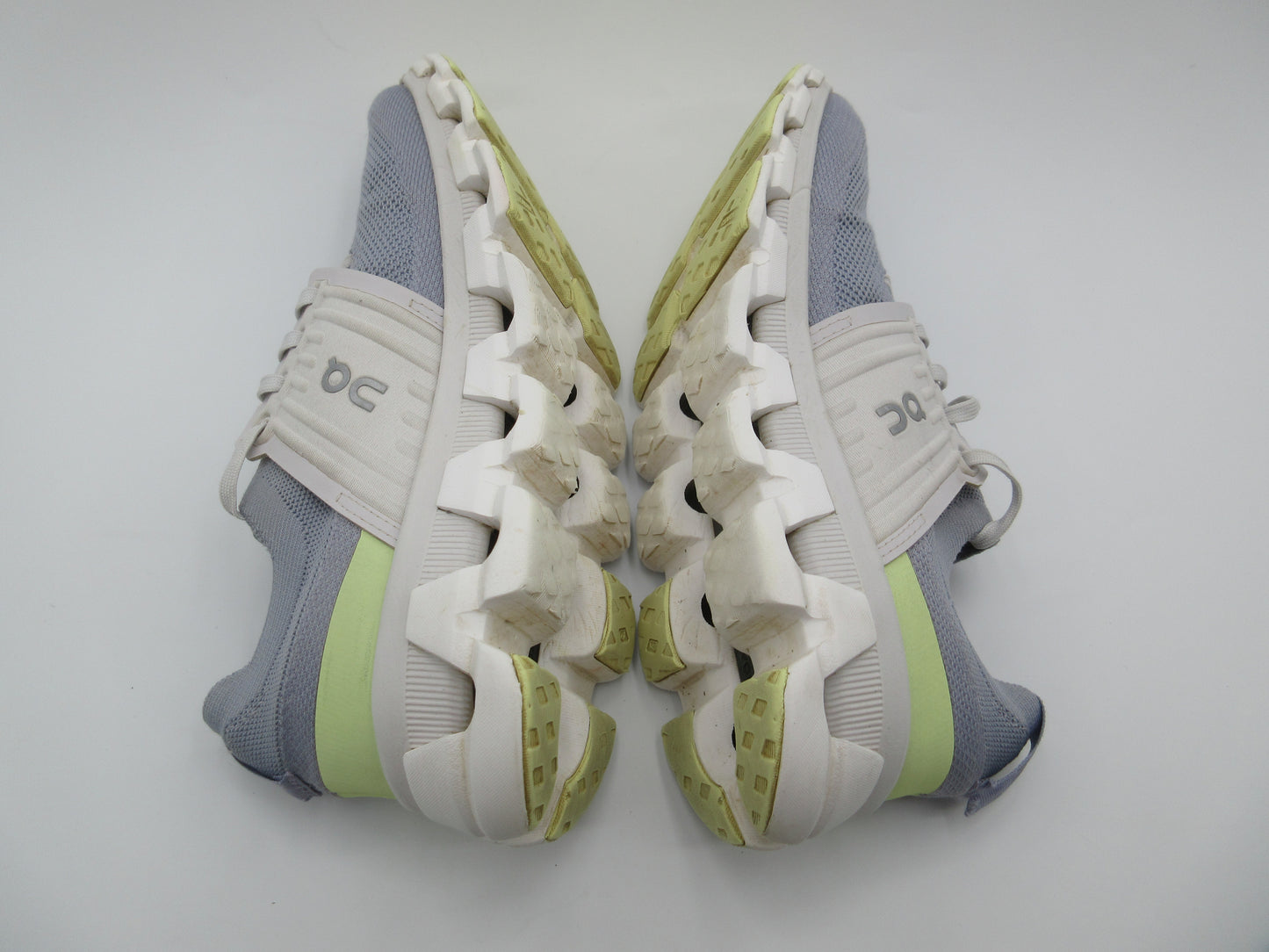 Used  On Cloudswift 3 – Women’s Size 7