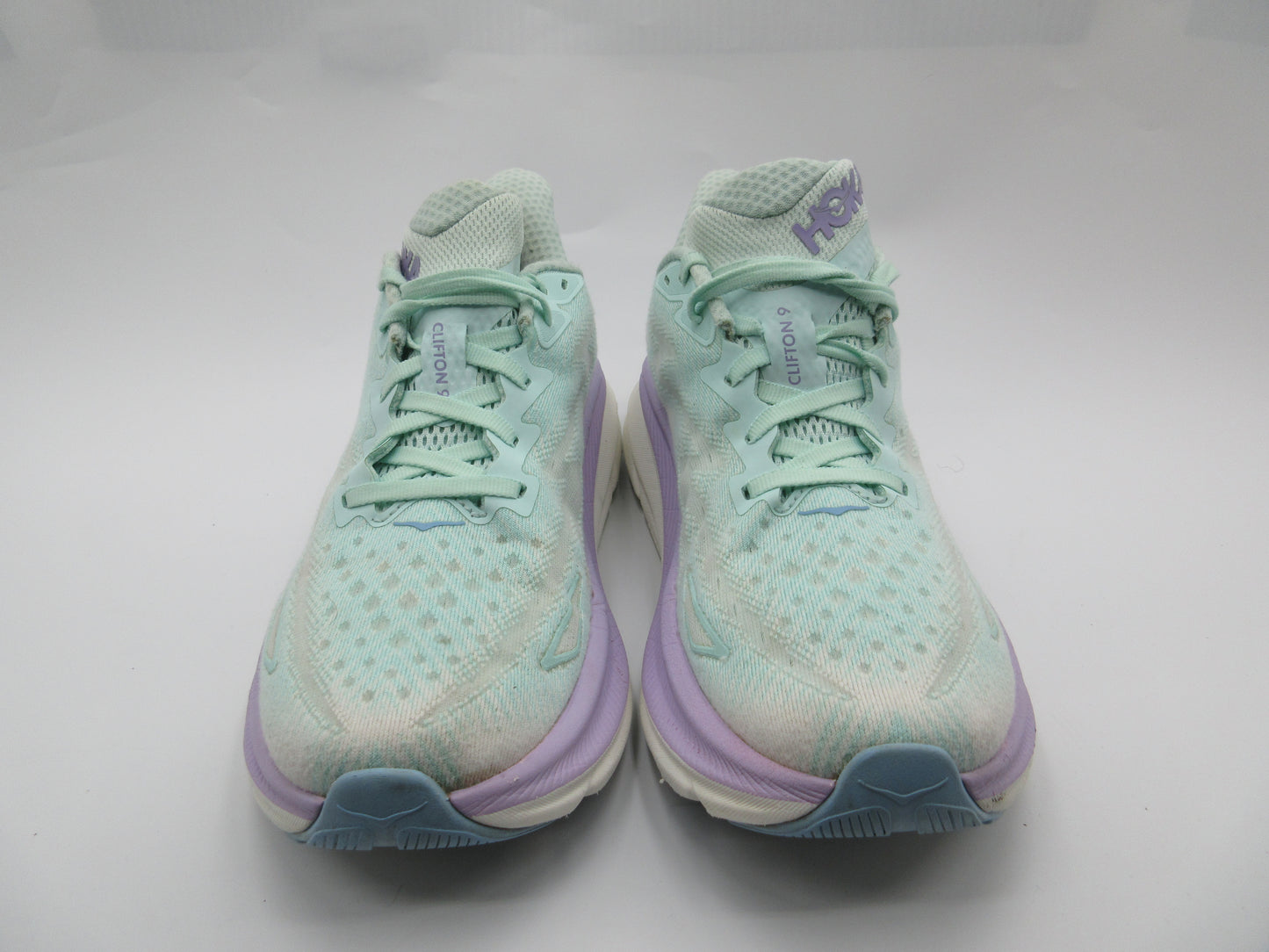 Used Hoka Clifton 9 – Women’s Size 9