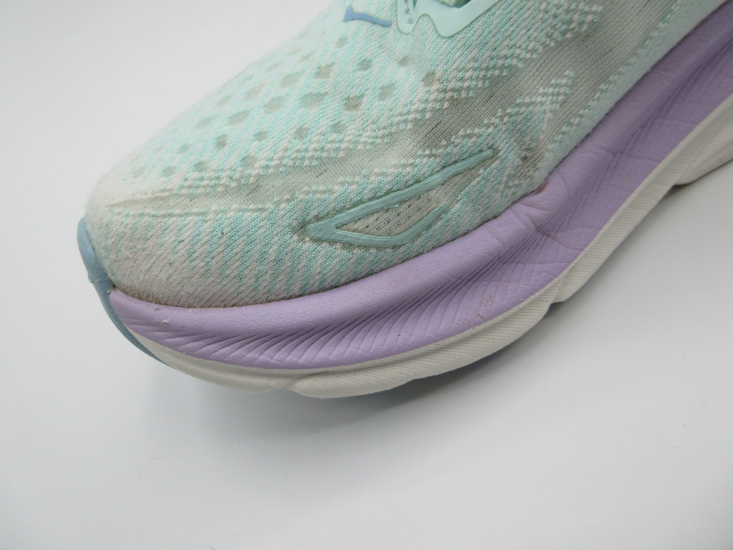 Used Hoka Clifton 9 – Women’s Size 9