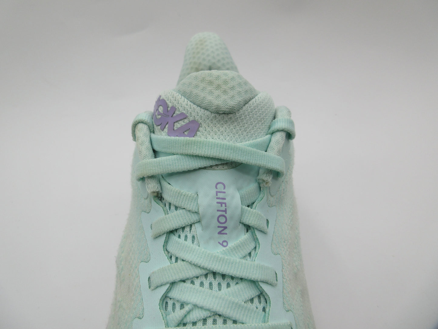 Used Hoka Clifton 9 Wide – Women’s Size 7.5