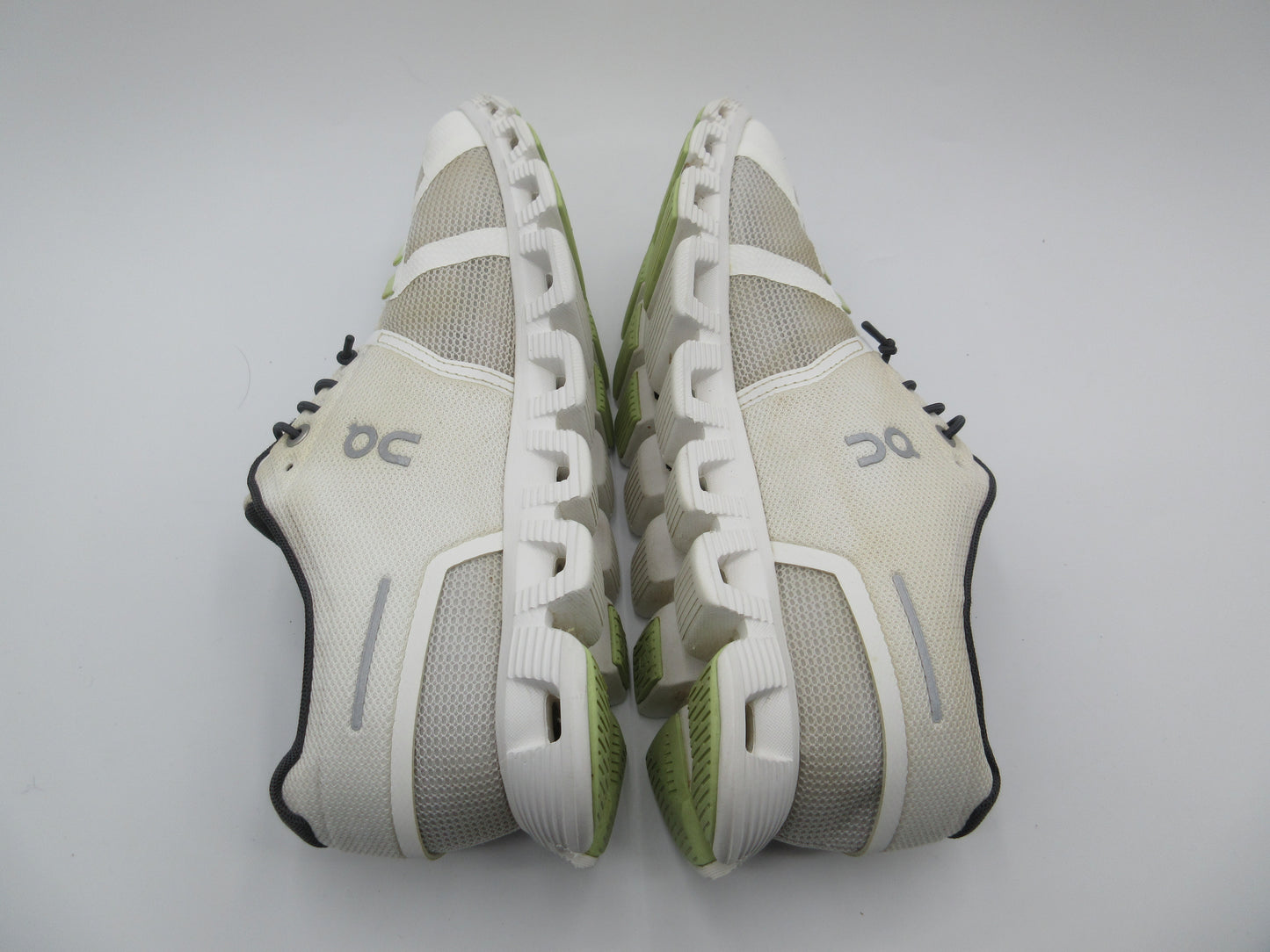 Used On Cloud 5 Push – Women’s Size 8