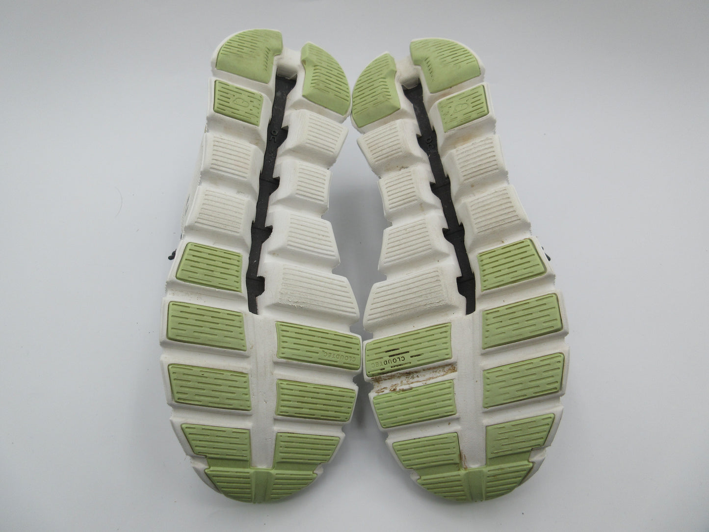 Used On Cloud 5 Push – Women’s Size 8