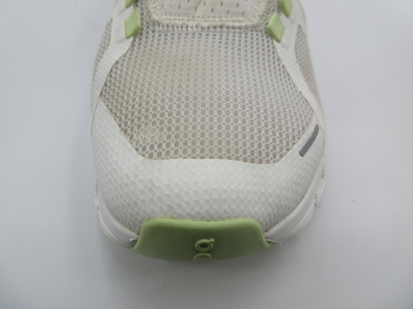 Used On Cloud 5 Push – Women’s Size 8