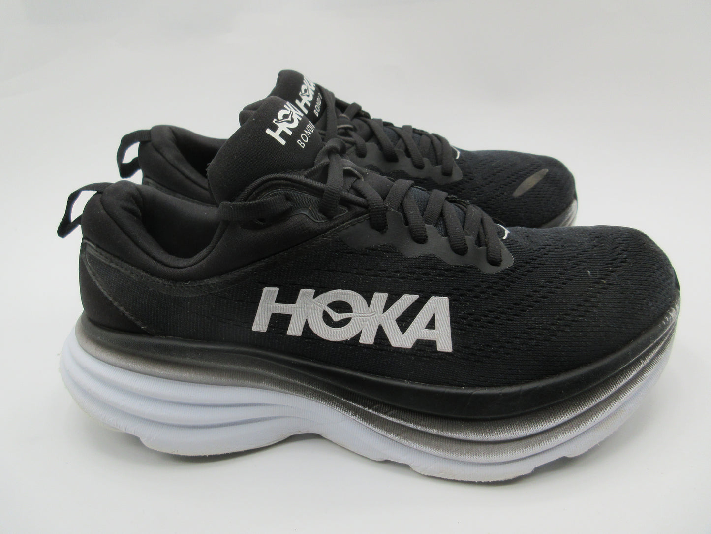 Used Hoka Bondi 8 – Women’s Size 9D (Wide)