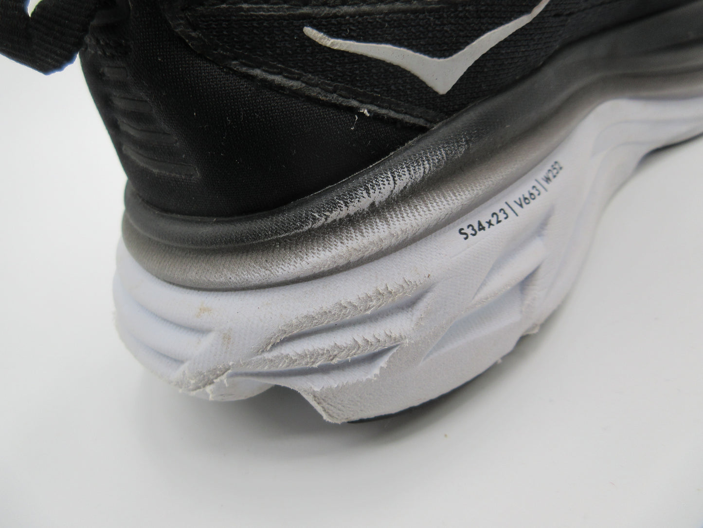 Used Hoka Bondi 8 – Women’s Size 9D (Wide)