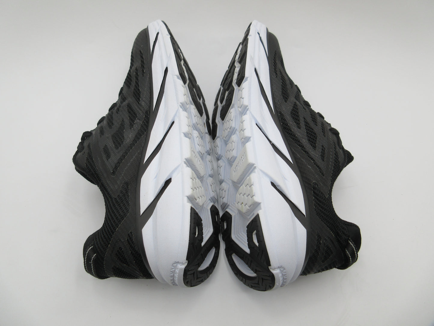 Used Hoka Clifton 3 – Women’s Size 8.5