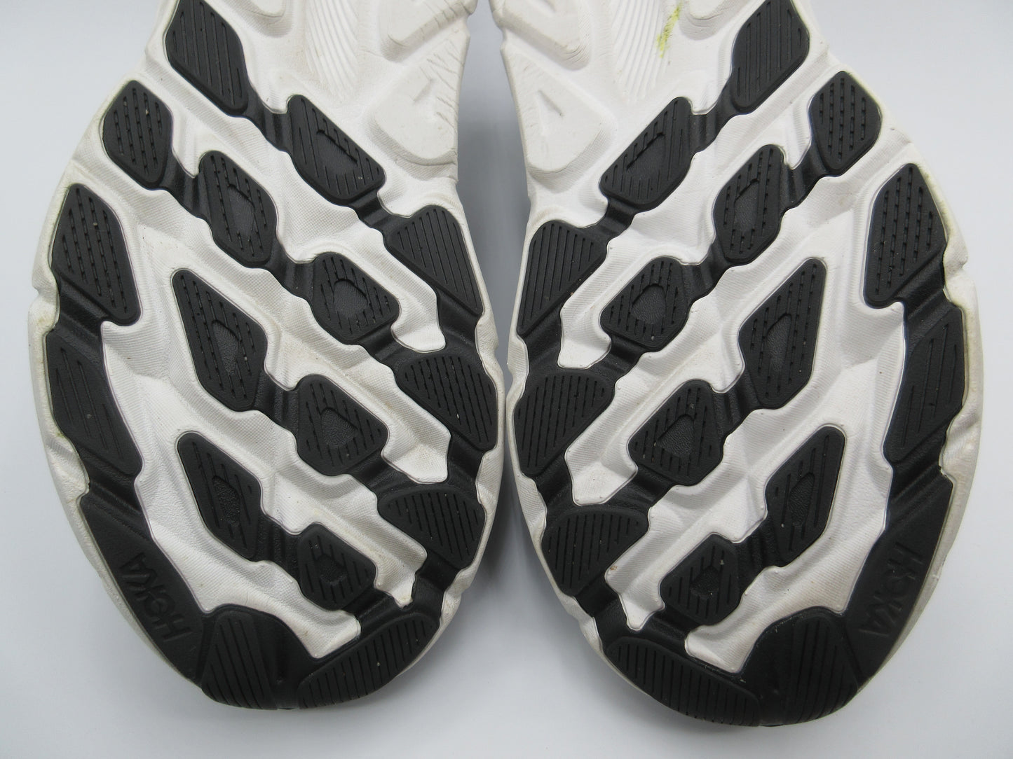 Used Men's Hoka Clifton 9 Size 11
