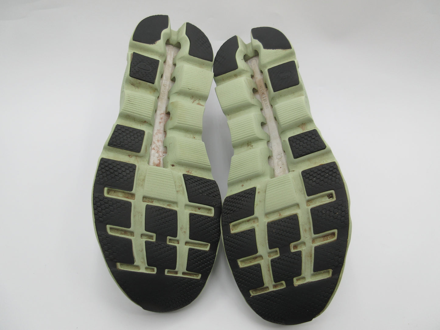 Pre Owned OnCloud CloudStratus Mens Size 11.5