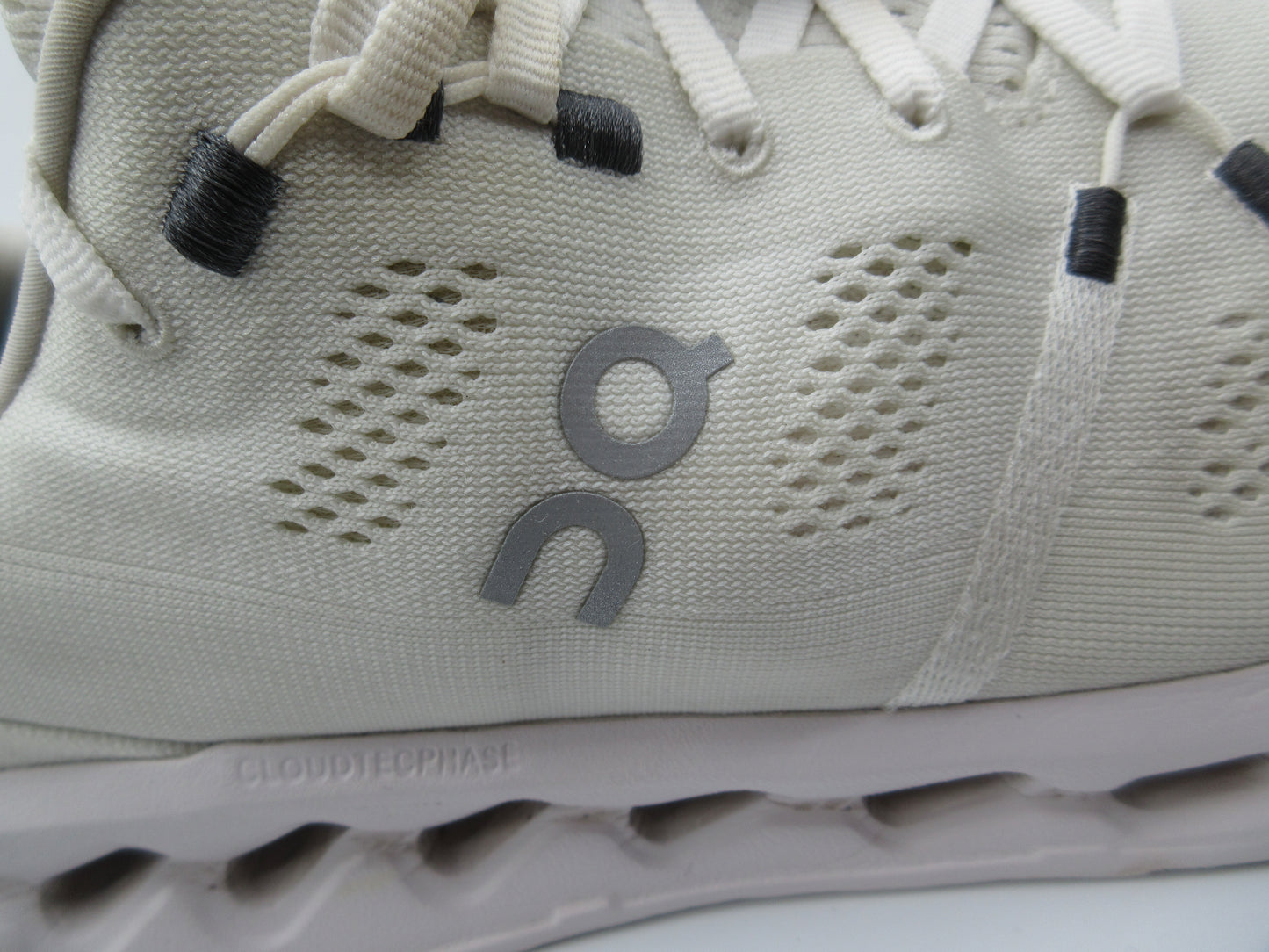 Pre Owned Size 13 OnCloud CloudSwifts