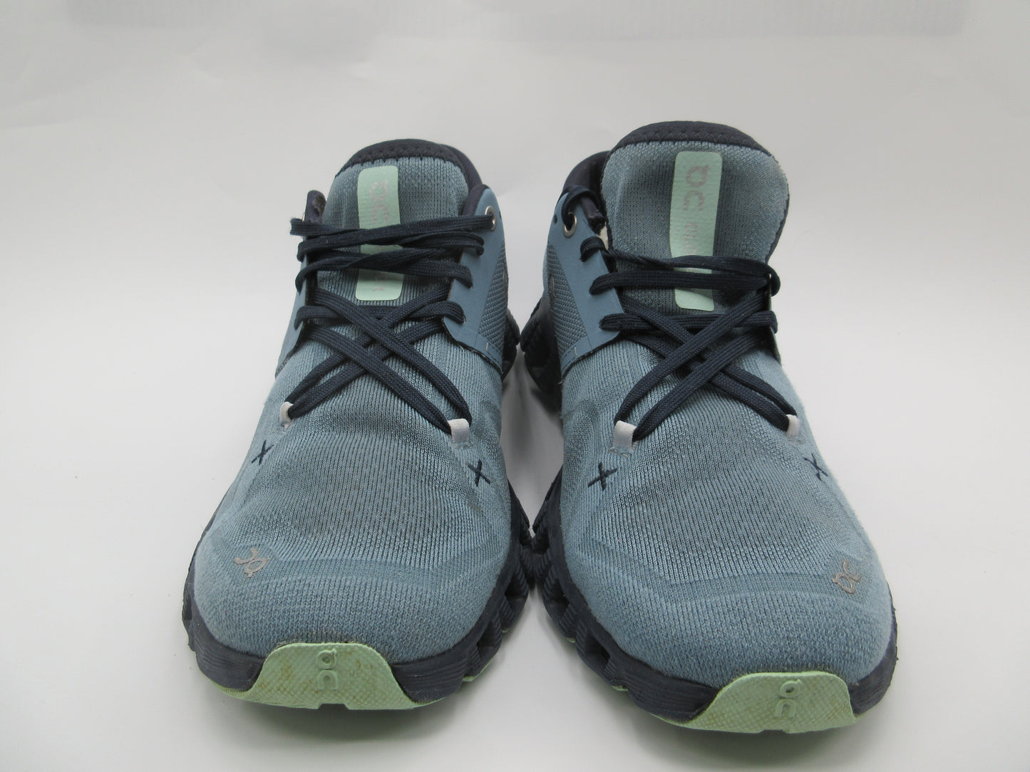 Used On Cloud X – Women’s Size 8.5