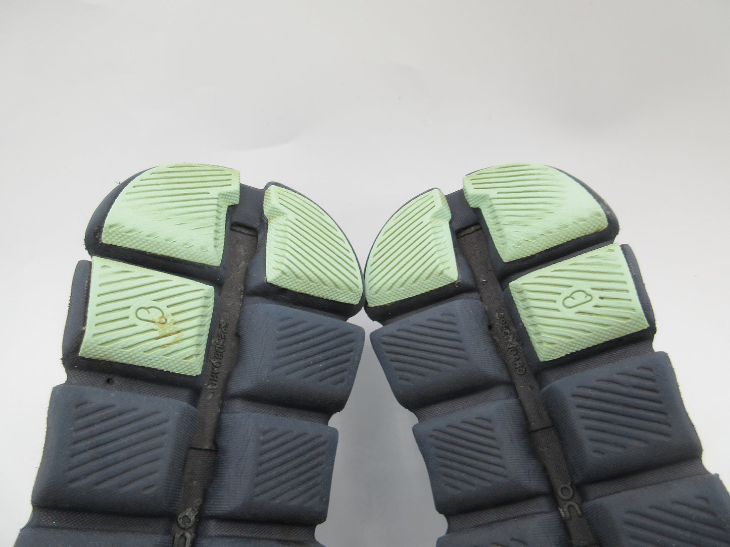 Used On Cloud X – Women’s Size 8.5