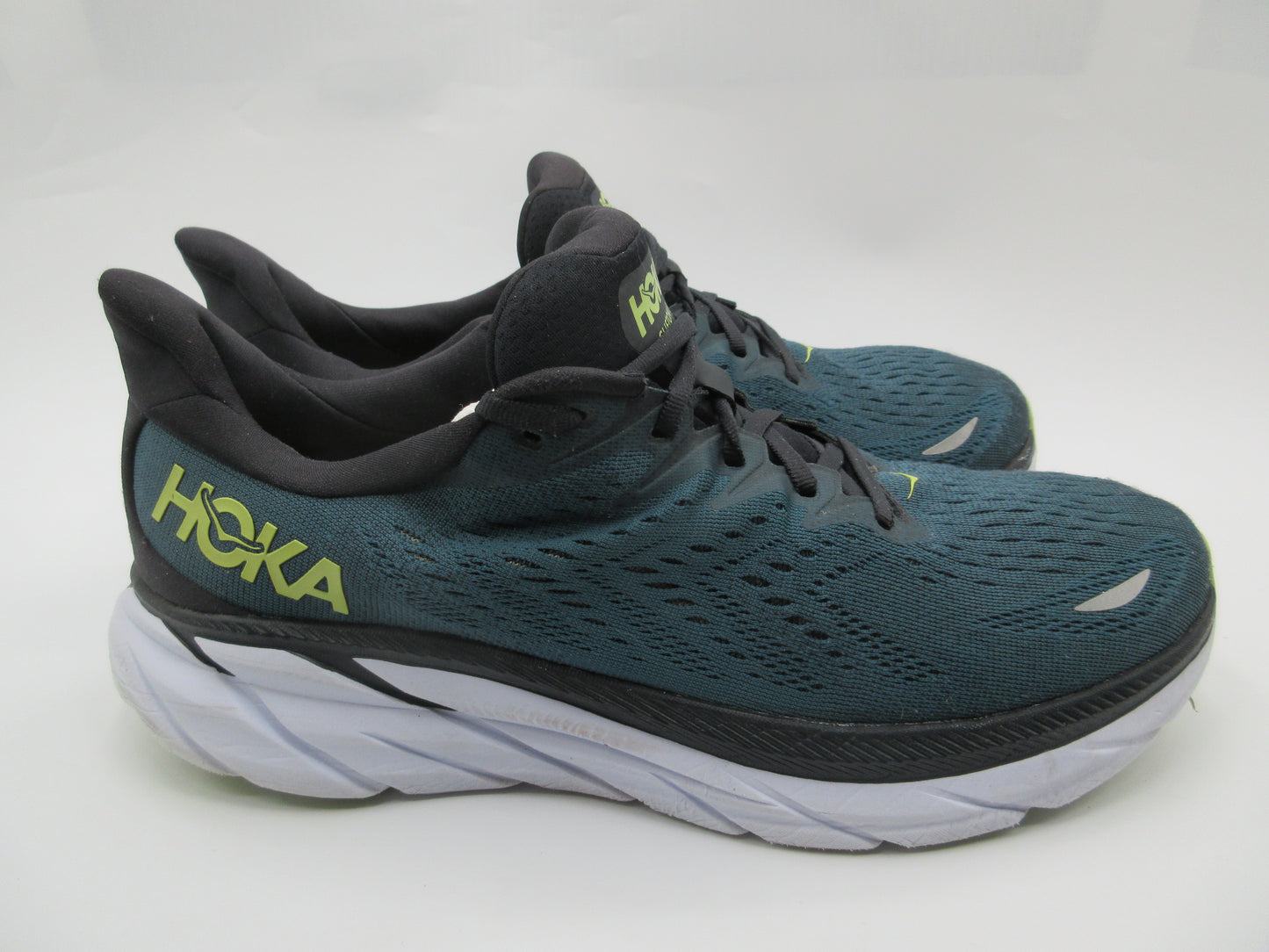 Used Hoka Clifton 8 – Men’s Size 10.5