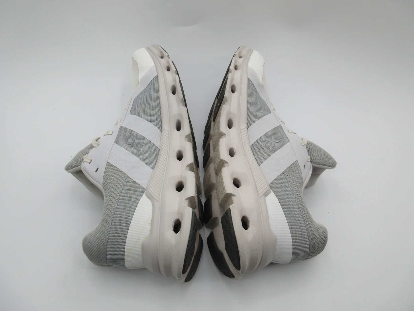 Used On Cloudrunner – Women’s Size 9.5