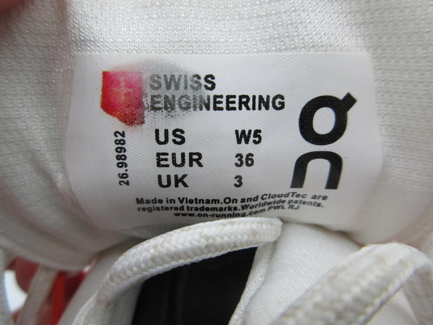 Used On Cloudnova – Women’s Size 5