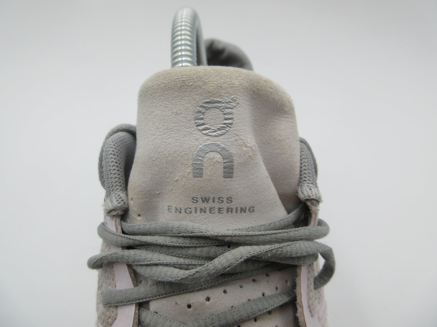 Used On Cloud 5 – Women’s Size 9