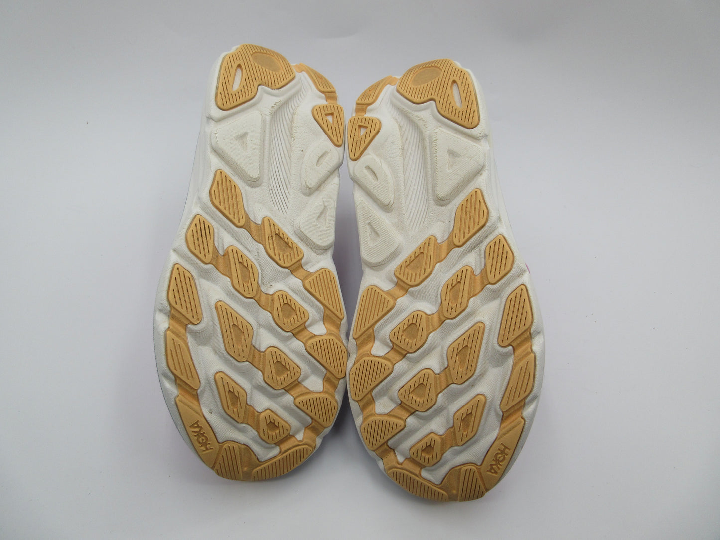 Used Hoka Clifton 9 – Women’s Size 7.5