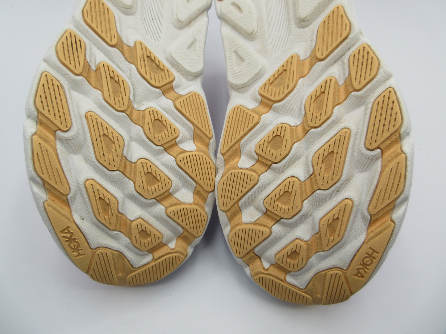 Used Hoka Clifton 9 – Women’s Size 7.5
