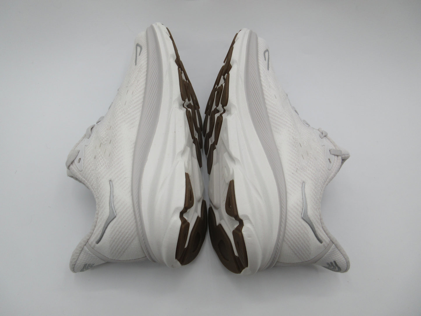 Used  HOKA Clifton 9 – Women’s Size 7