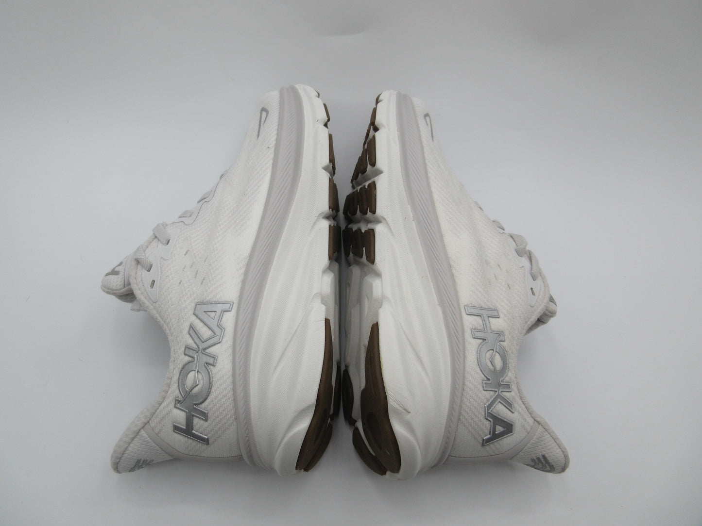 Used  HOKA Clifton 9 – Women’s Size 7