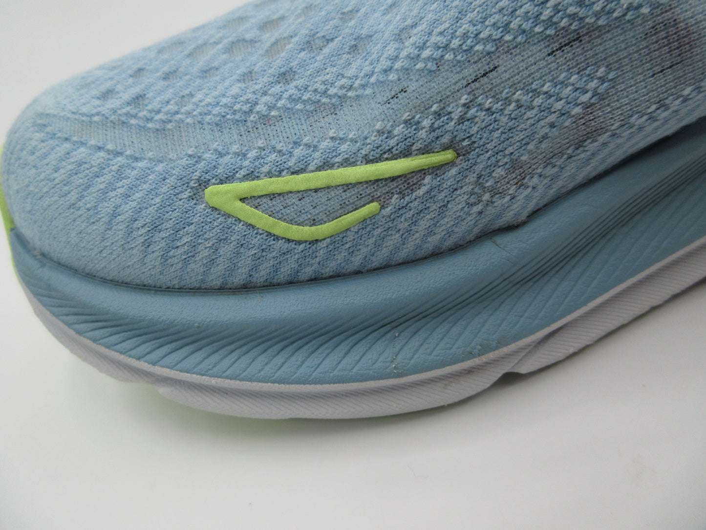 Used  Clifton 9 Wide – Women’s Size 7.5 (Wide)