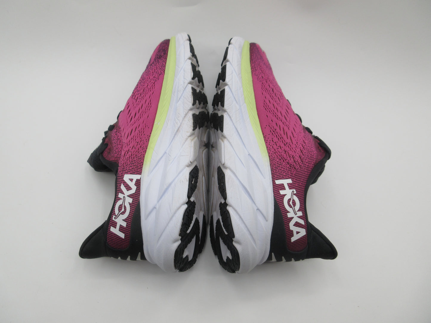 Used HOKA Clifton 8 – Women’s Size 7