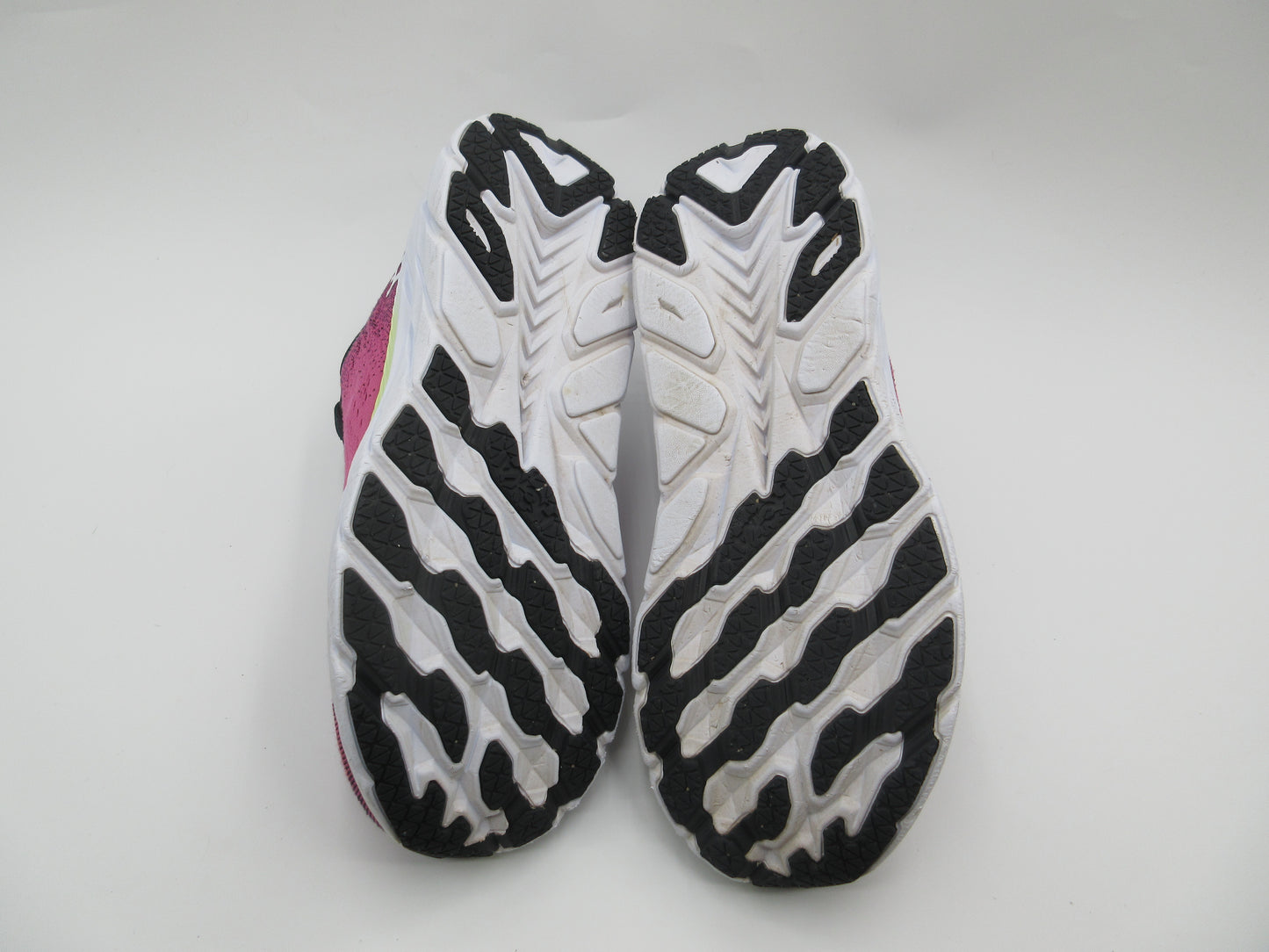 Used HOKA Clifton 8 – Women’s Size 7