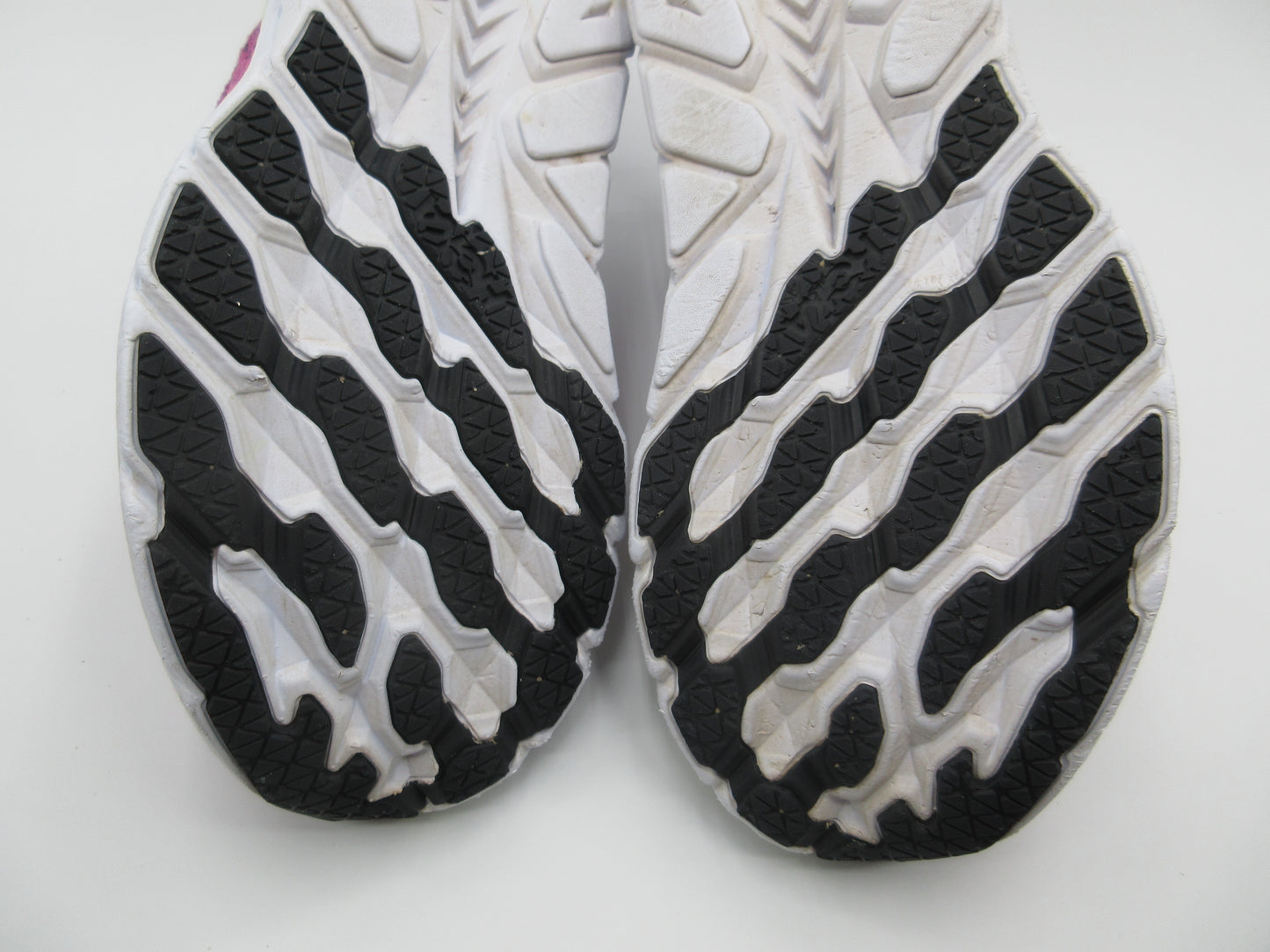Used HOKA Clifton 8 – Women’s Size 7