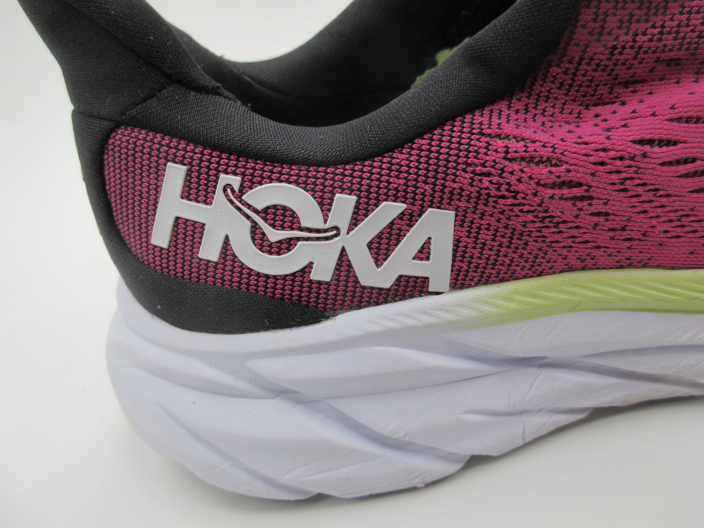 Used HOKA Clifton 8 – Women’s Size 7