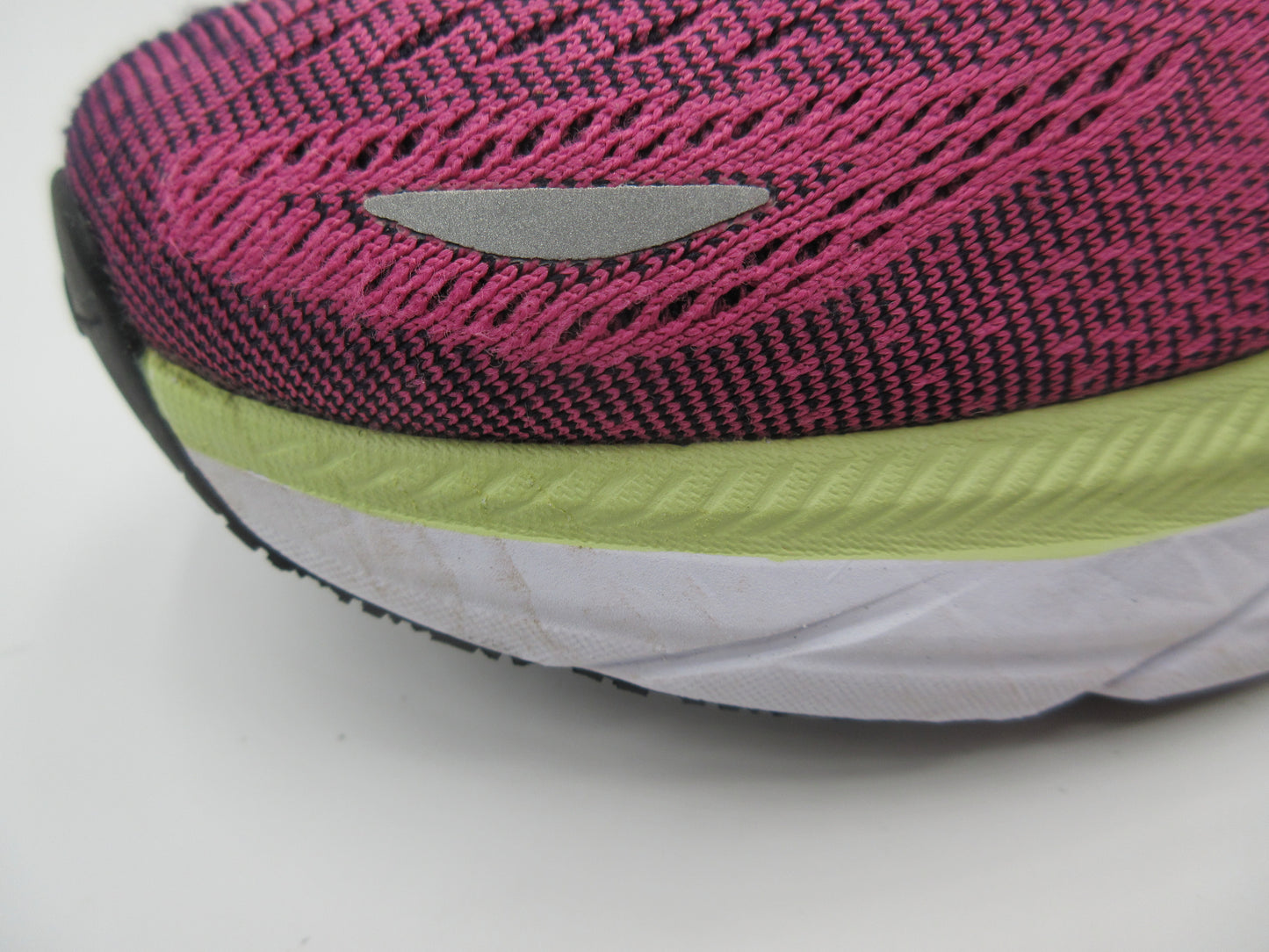 Used HOKA Clifton 8 – Women’s Size 7