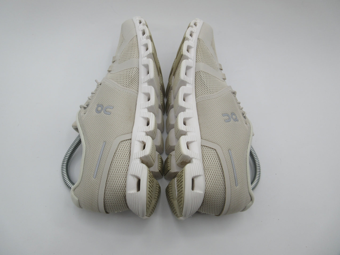 Used On Cloud 5 – Women’s Size 7.5